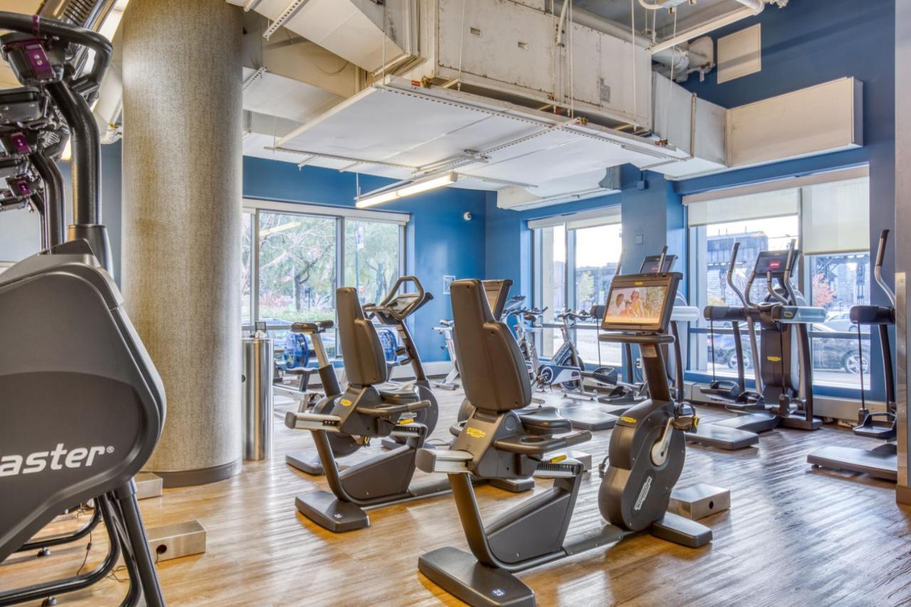 Appartamento Lic 2Br W Doorman Gym Pool Nr E River Nyc-689 New York Esterno foto